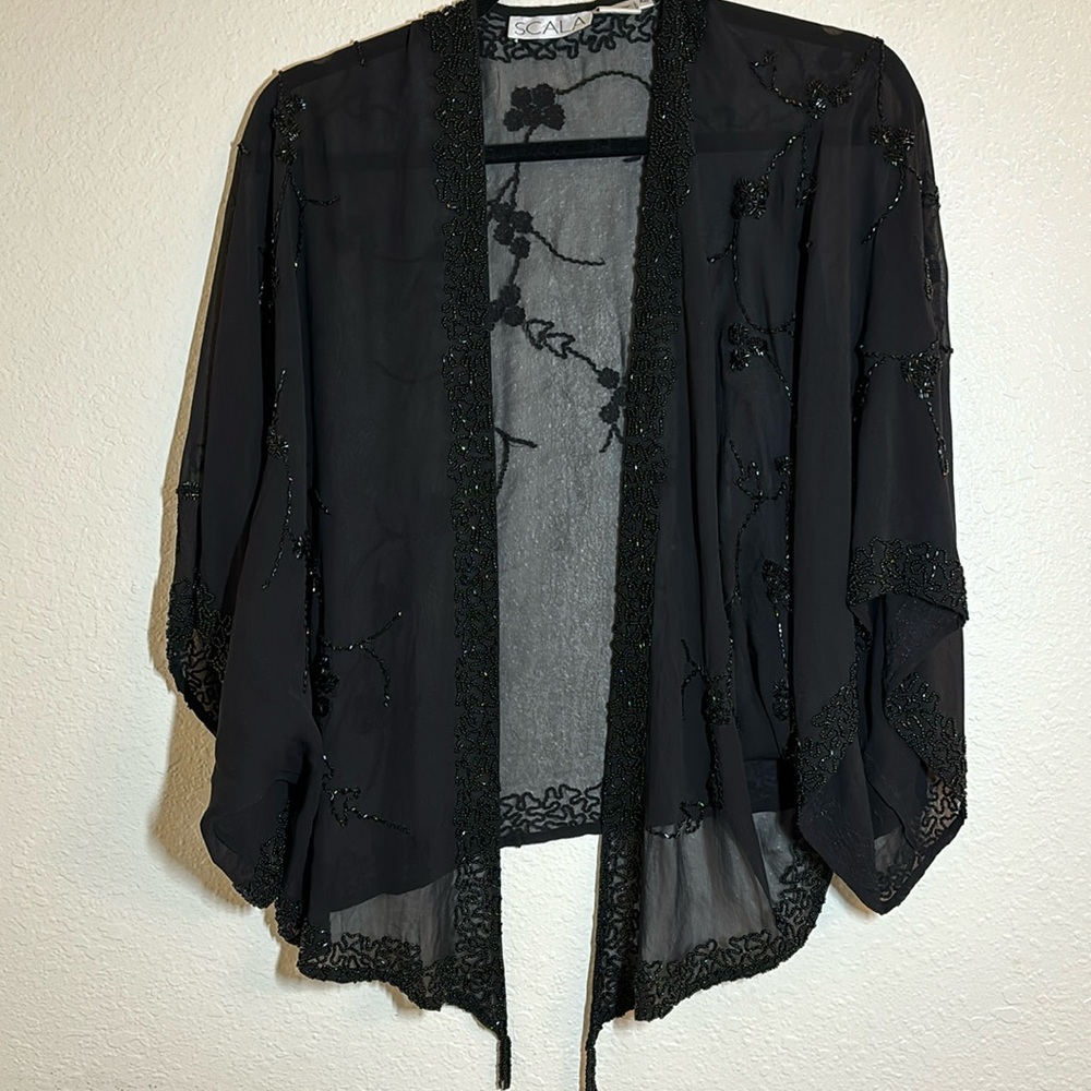 100%silk made in India black ornamentation shawl type cover. Size XL.